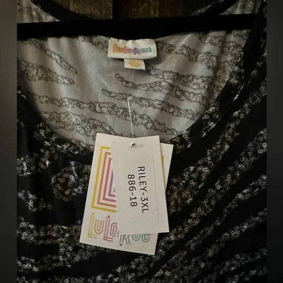 NWT Riley Empire Waist Midi Dress Zebra Slit Sleeve Size 3XL - Picture 3 of 3